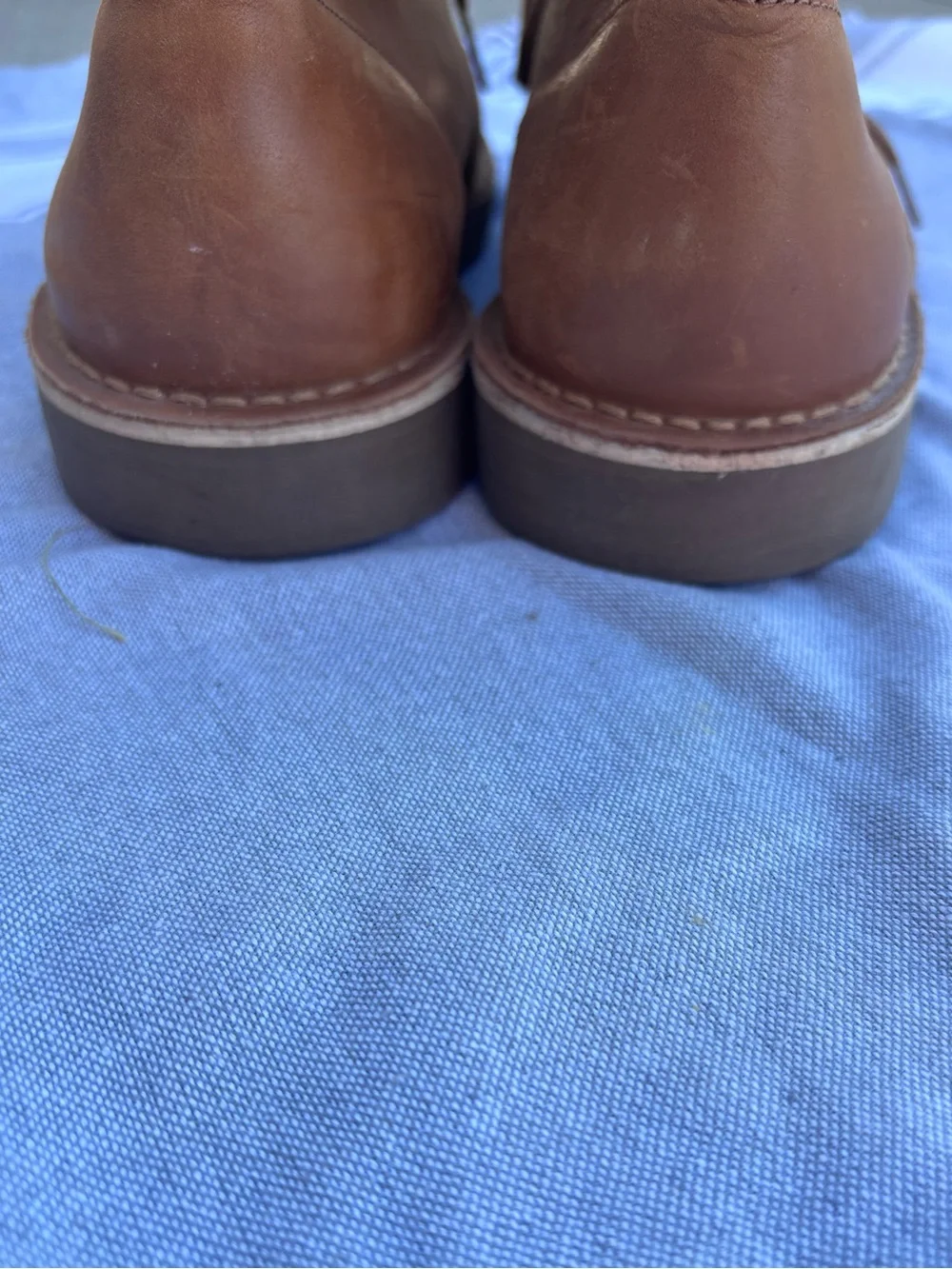 Clarks Collection Brown Leather Chukka Boots - Simple Lace-Up Design Desert Boot